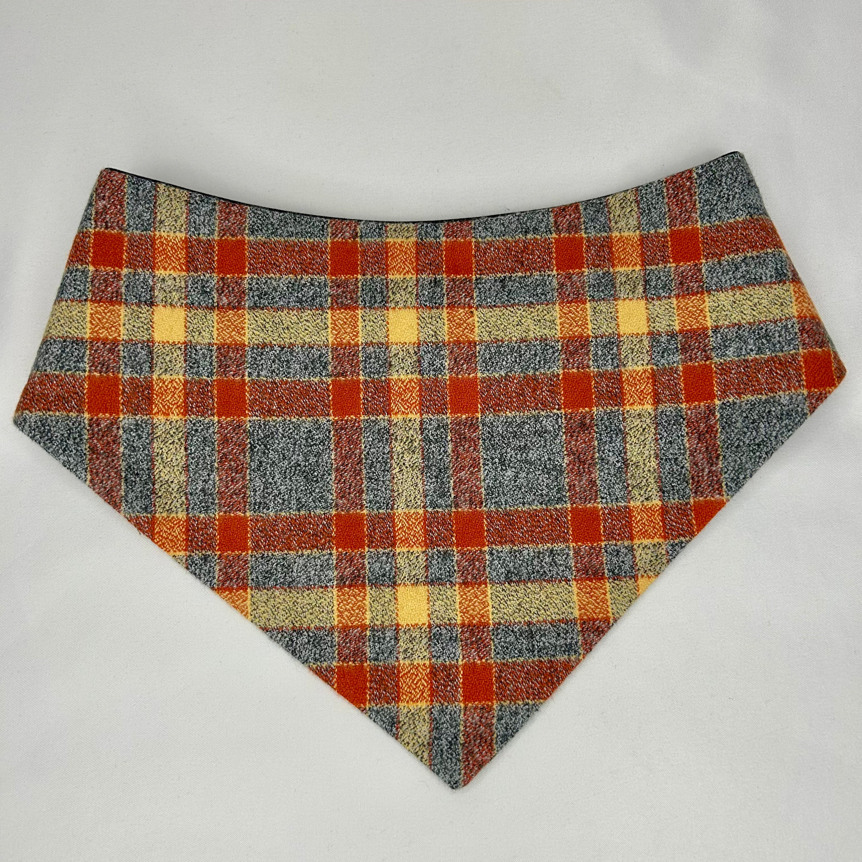 Rustfield Plaid | Snap-On Bandana