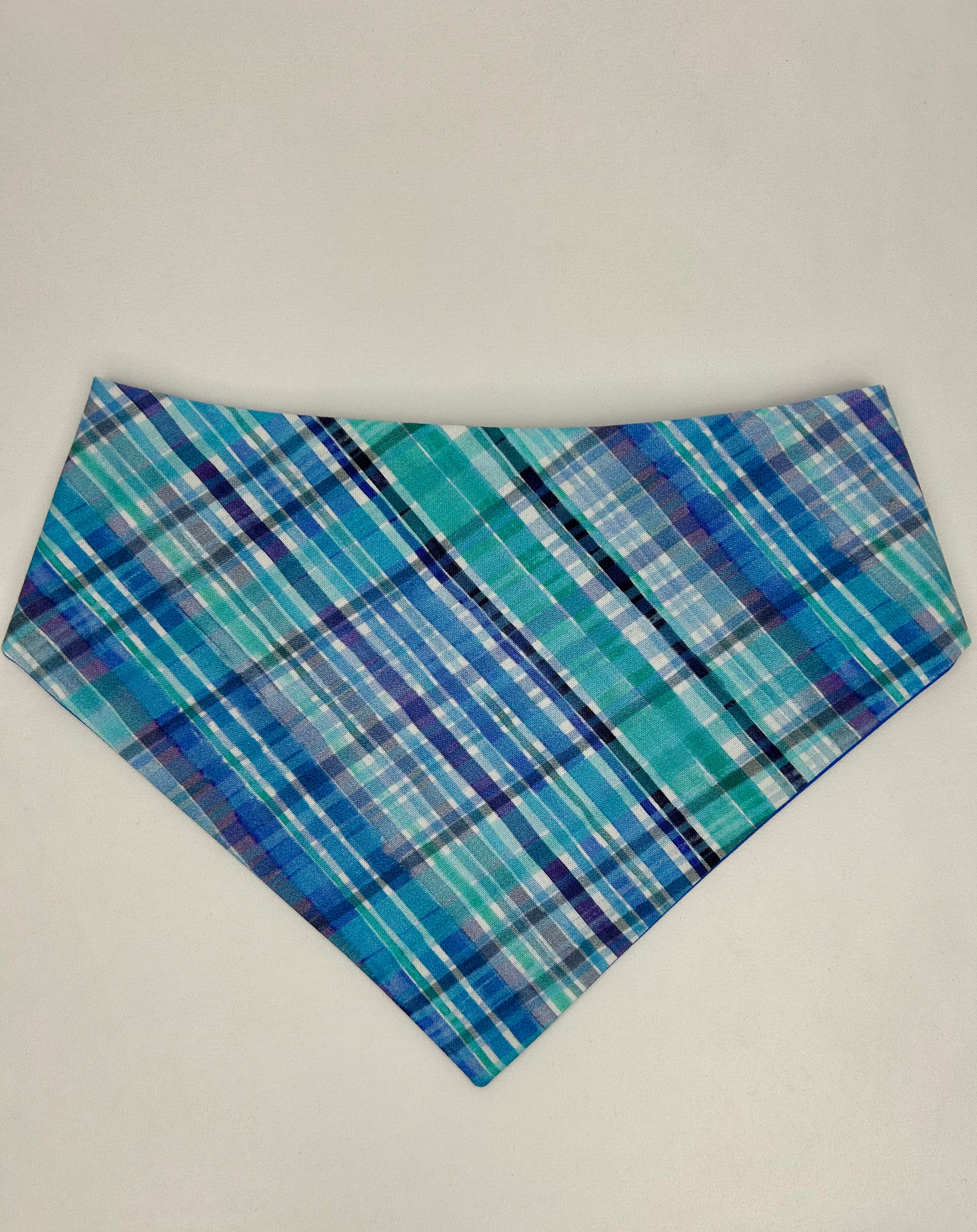 Beaches Plaid | Snap-On Bandana
