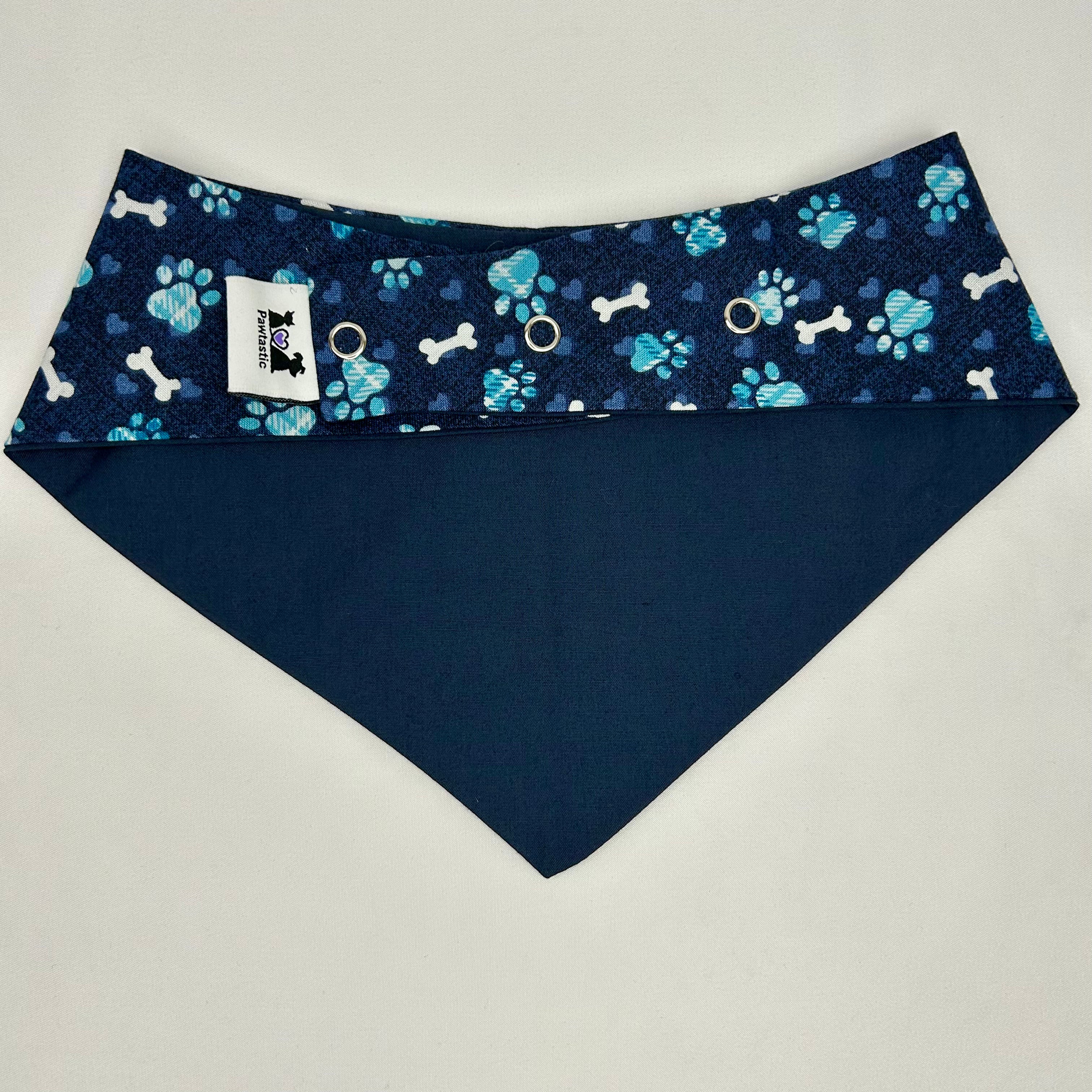 Bones & Hearts (Blue) | Cotton Snap-On Bandana